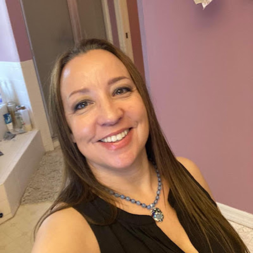Meet your Posher, Monica
